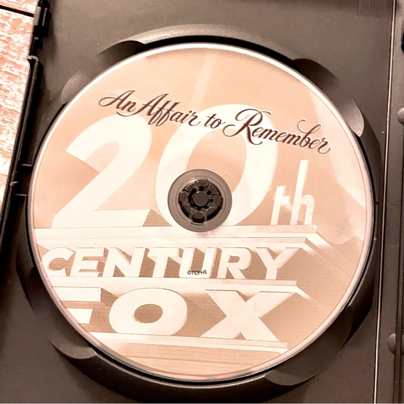 3/$15 u pick dvds📀or 1/$15~ 🎥 a night to remember 🎥 - Picture 2 of 7